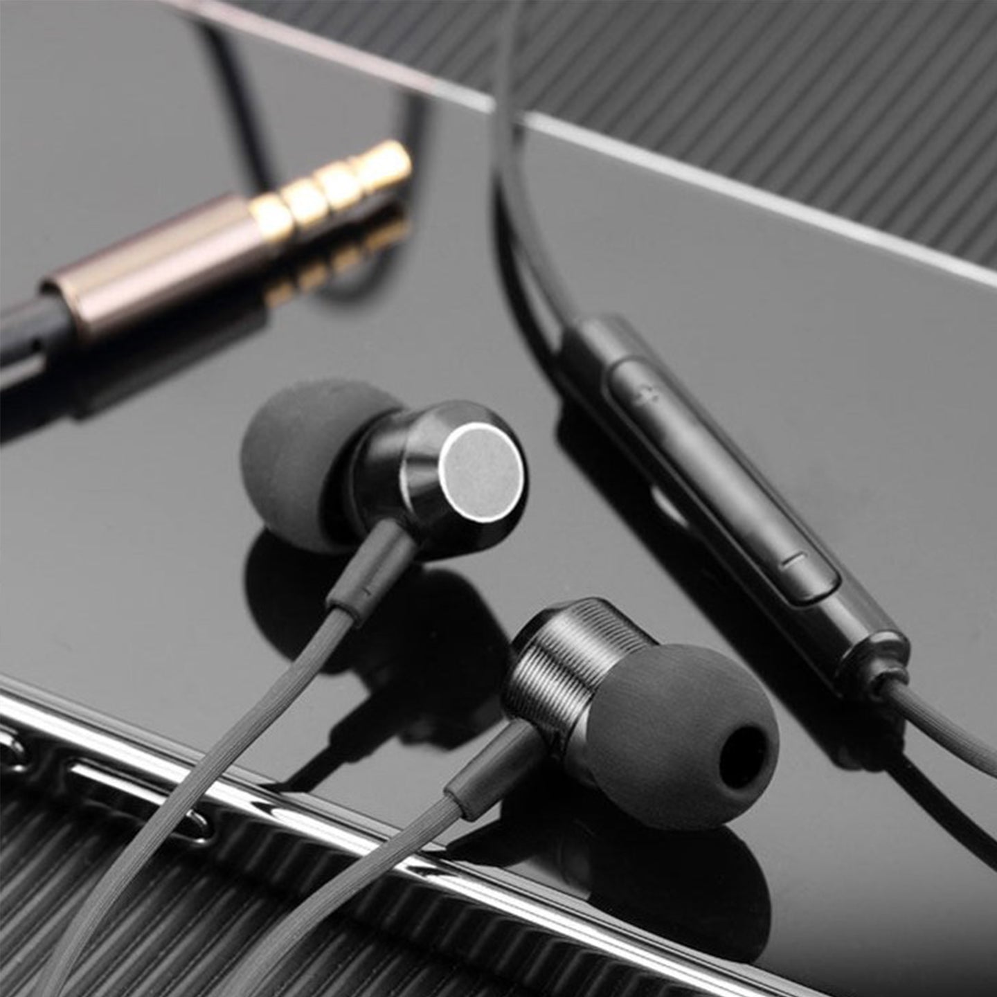 Wired Earphones