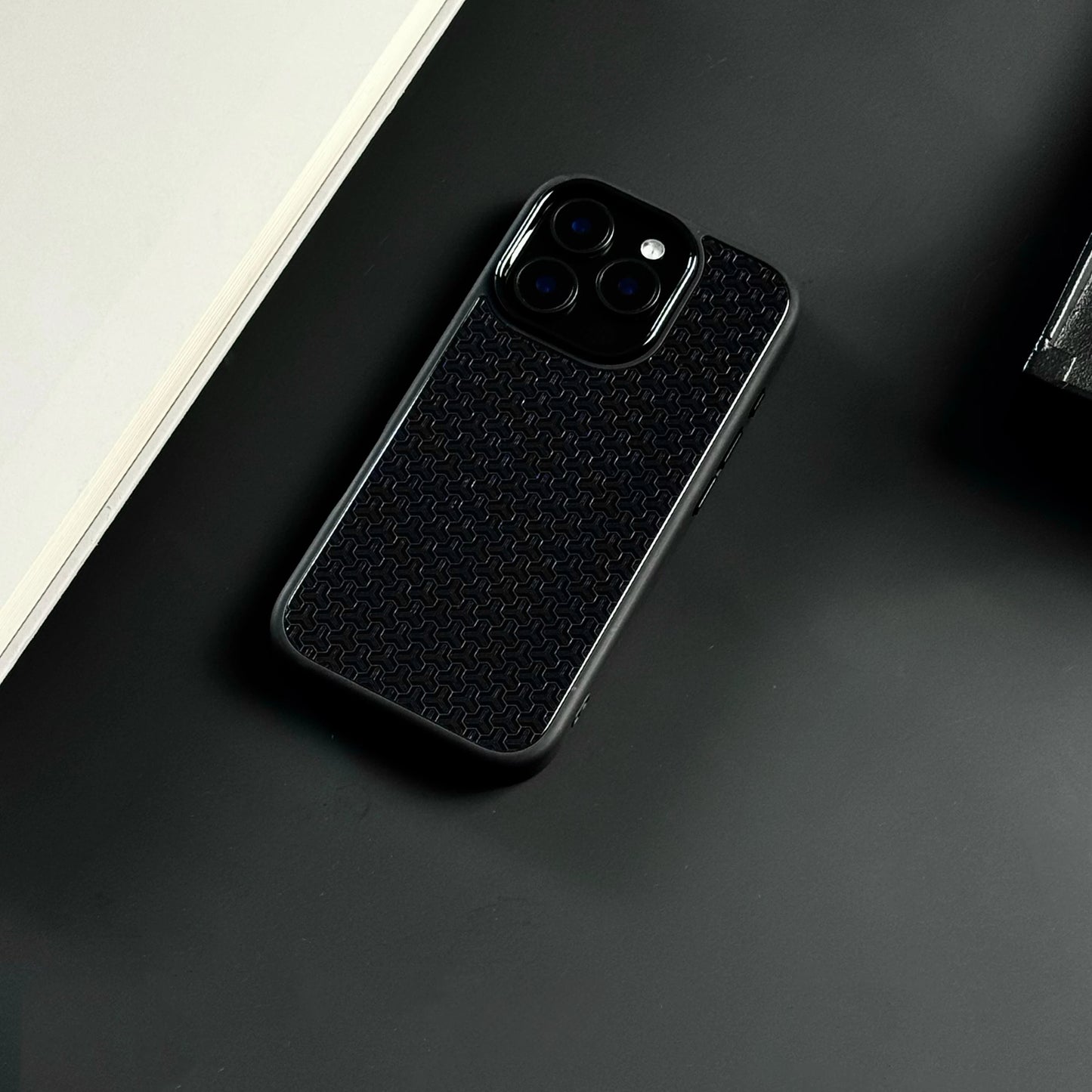 Black Geometric Pattern MagSafe Glass iPhone Case