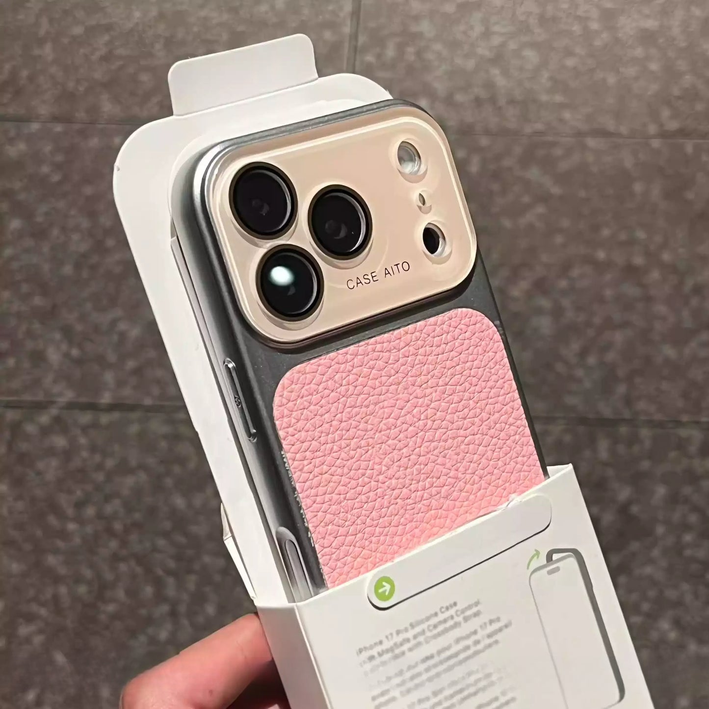 レトロライチレザー調iPhoneケース
