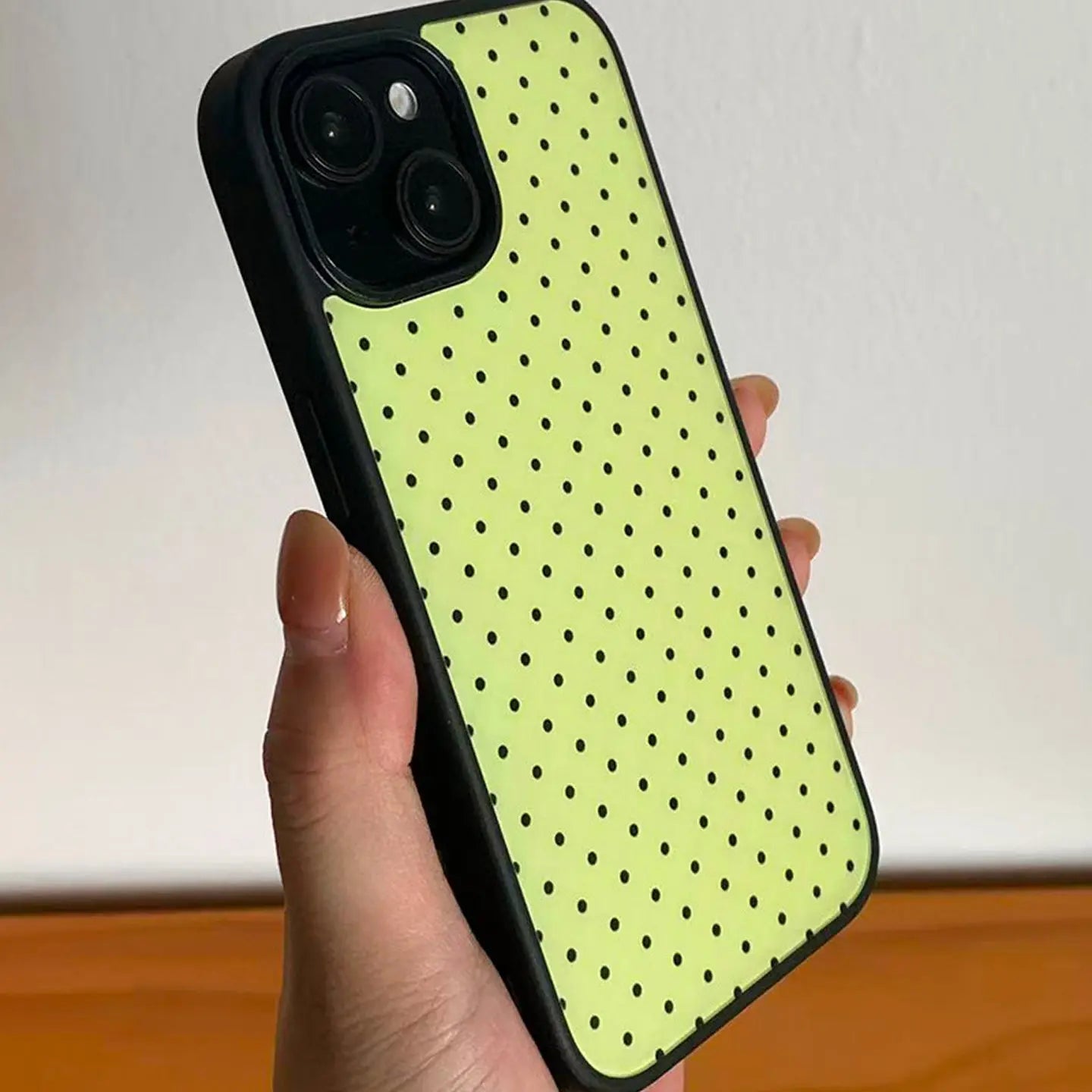 Polka Dot Series Matte MagSafe iPhone Case SEACASE