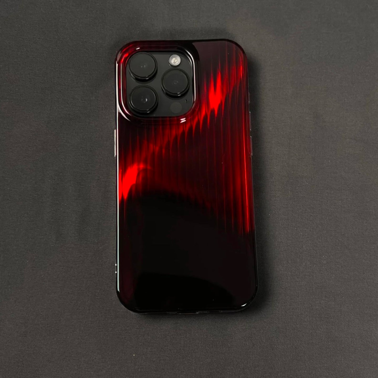 グラデーションストライプ光沢iPhoneケース