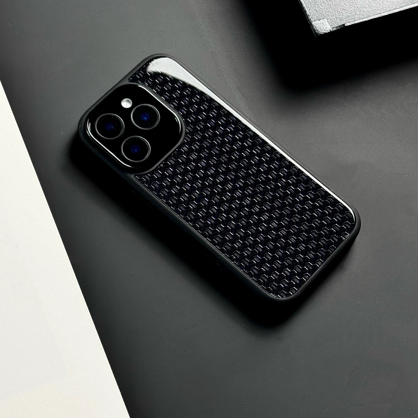 Black Geometric Pattern MagSafe Glass iPhone Case
