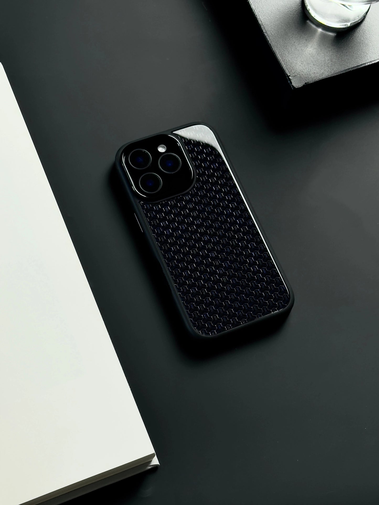 Black Geometric Pattern MagSafe Glass iPhone Case
