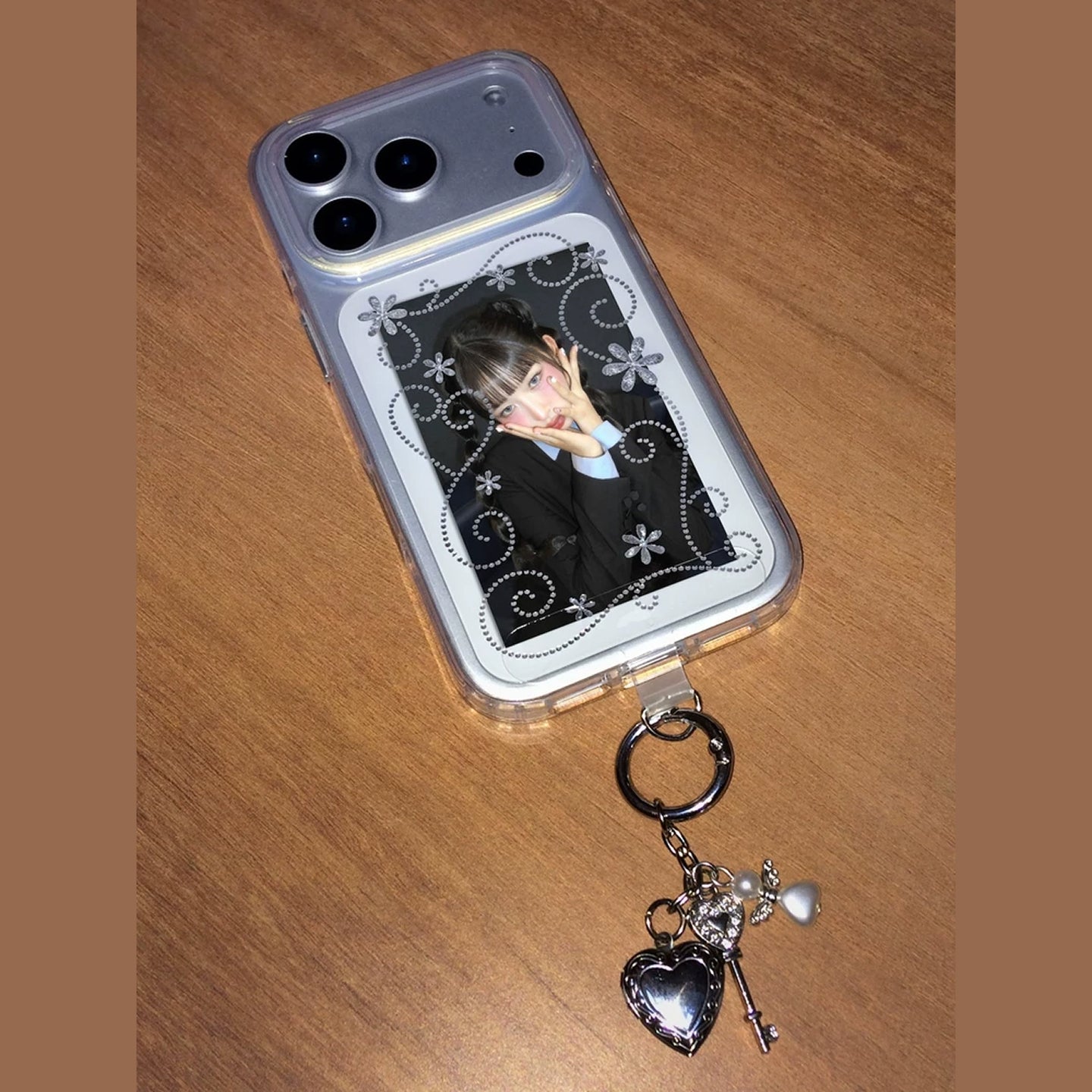 シルバーパターンIMDクリアiPhoneケース