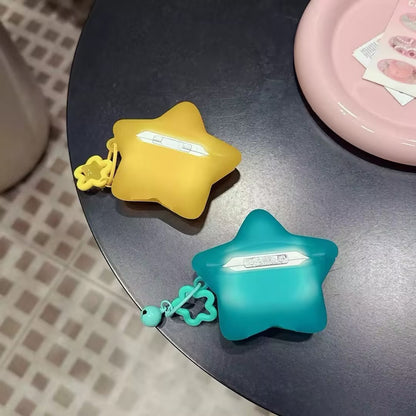 フロストスターAirPodsケース（お揃いのスターチャーム付き）