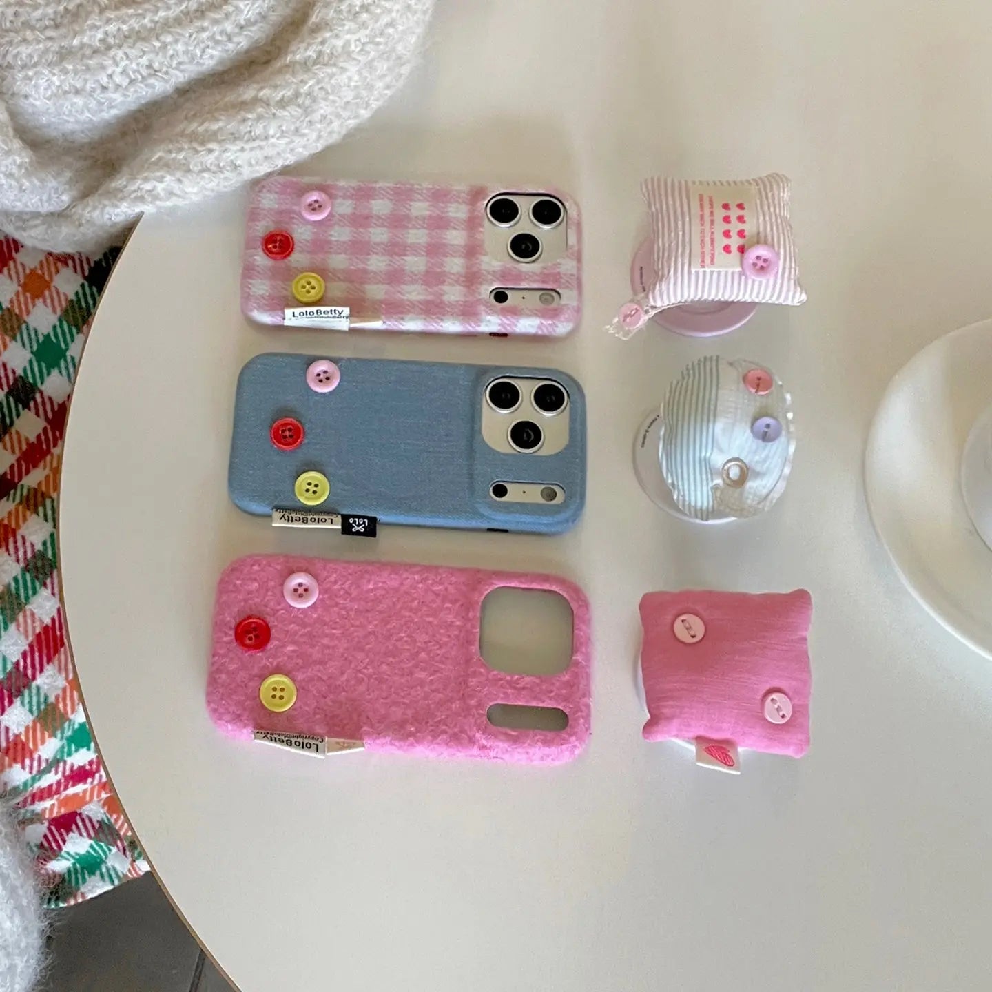 iPhone Case with Sponge Magnetic Stand SEACASE