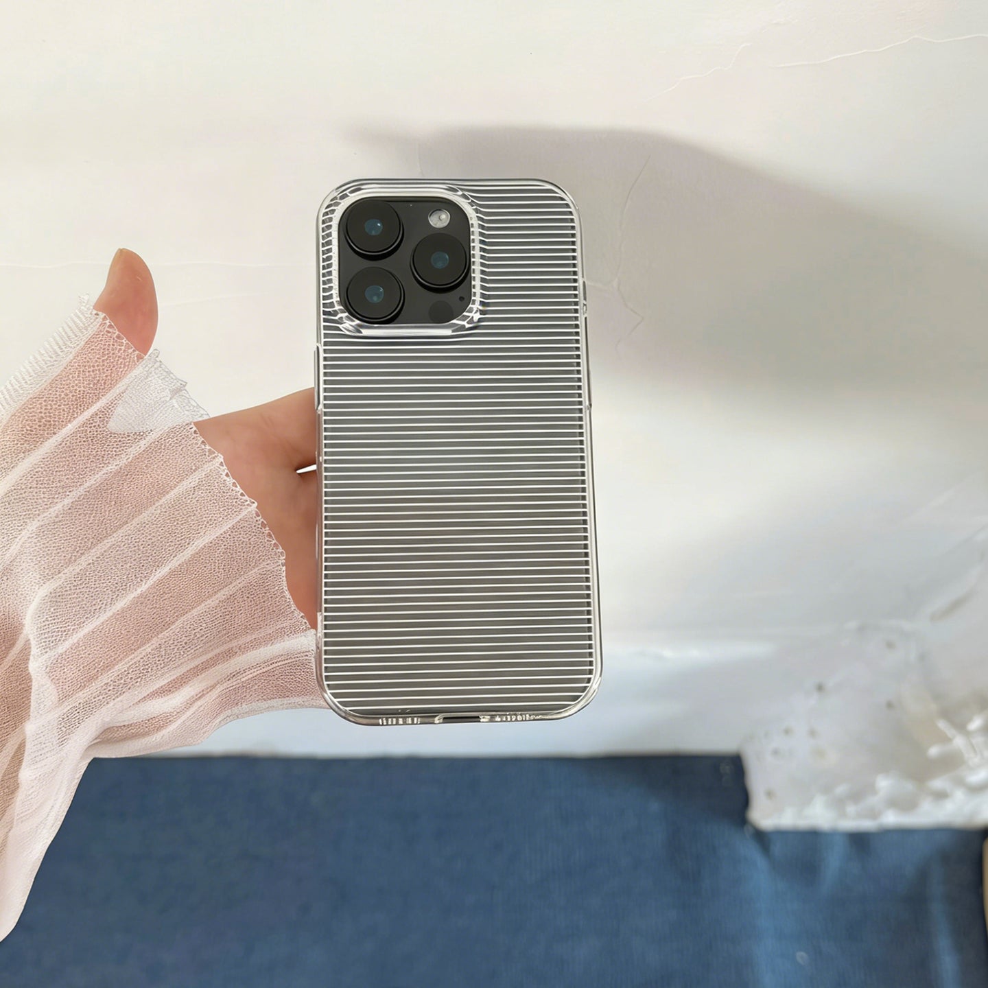 クリアホワイトストライプiPhoneケース